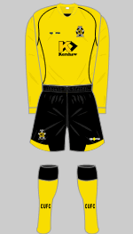 cambridge united 2003-05 away kit