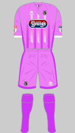 grimsby town fc 2017-18 3rd kit