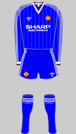 manchester united 1982 away kit