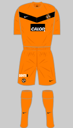 dundee united fc 2011-12 all orange home kit